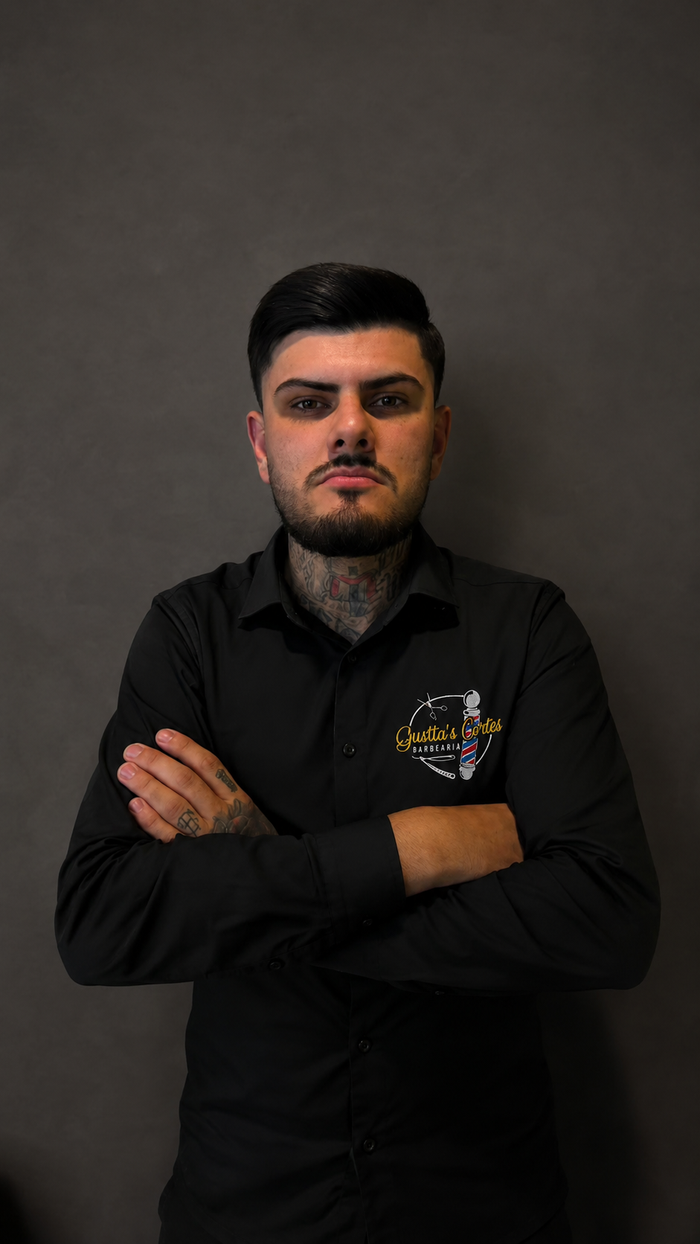 Barbeiro Kauã - Barbearia Gustta Cortes