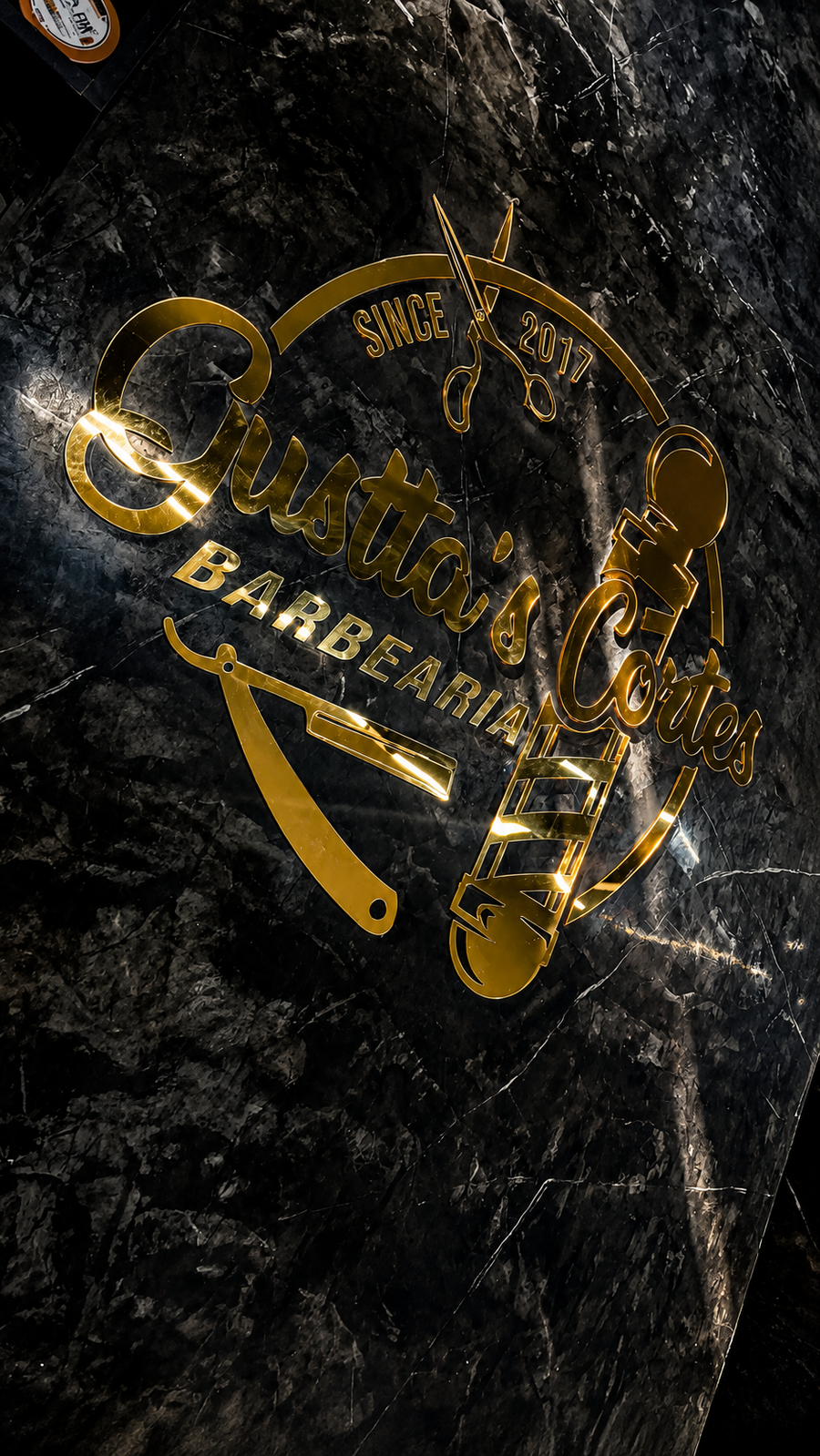 Logo Barbearia Gustta Cortes - desde 2017